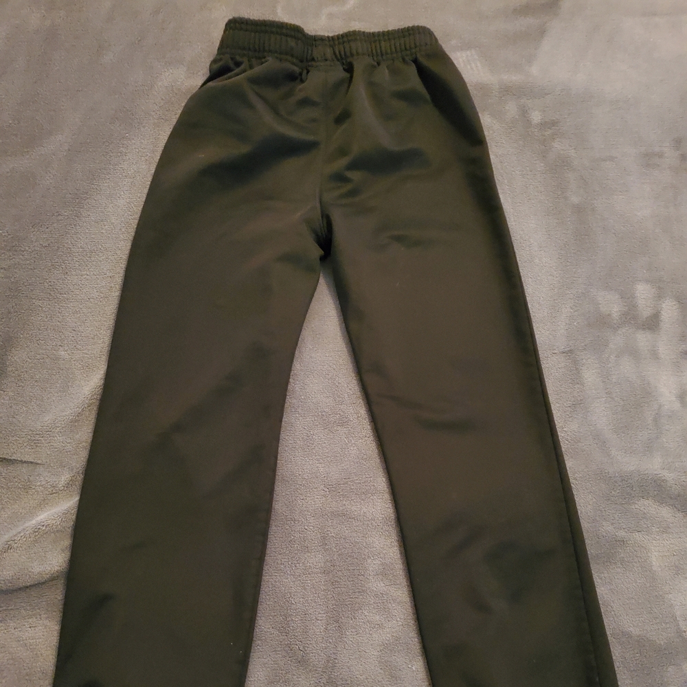 Boys under Armour pants,  black, size 7